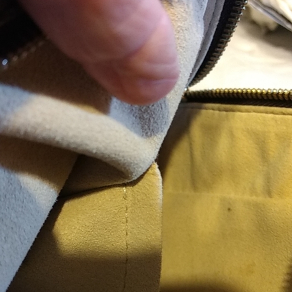 Louis Vuitton Manhattan PM Handbag 100% Authentic - Picture 6 of 8